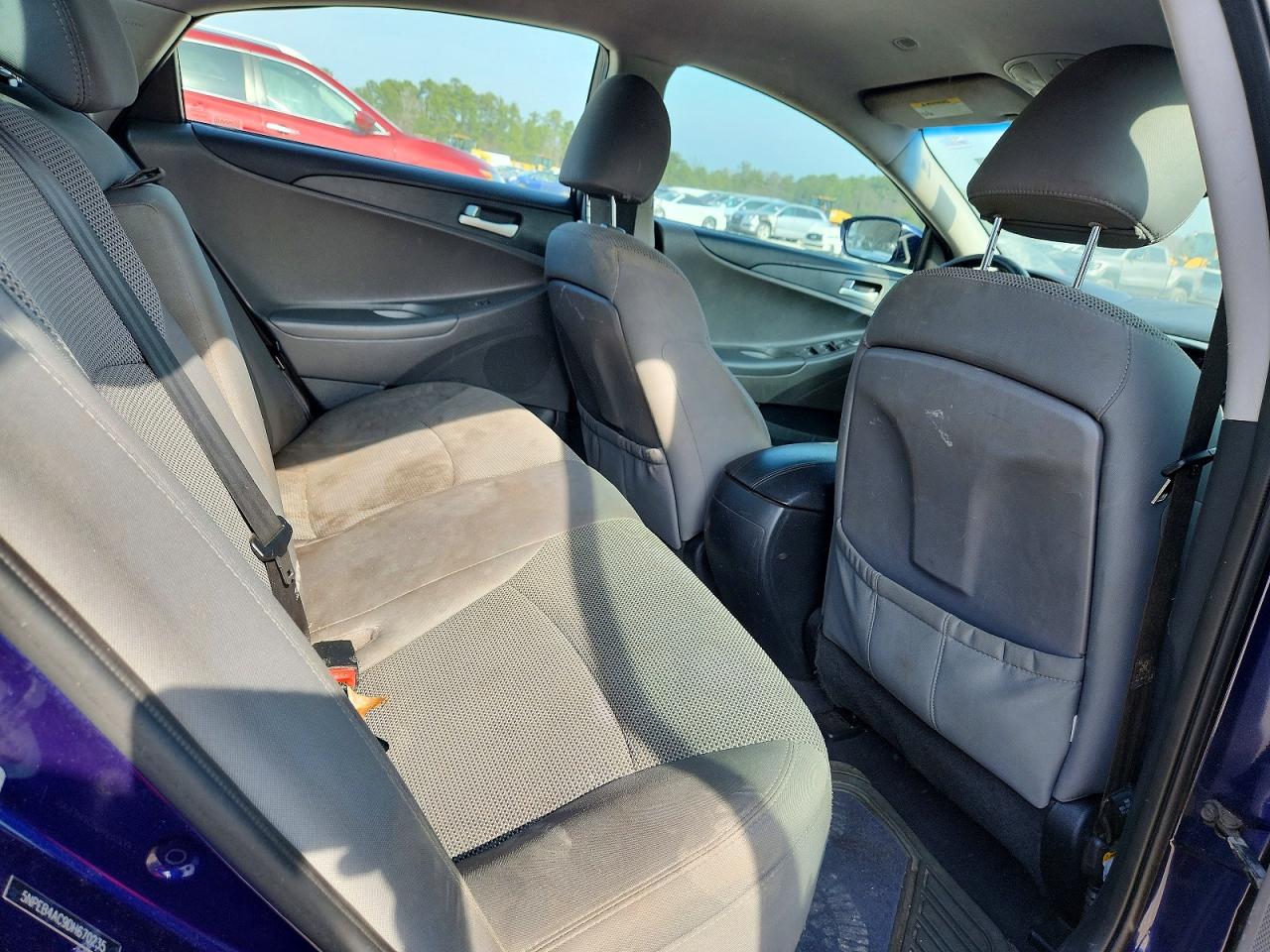 2013 HYUNDAI SONATA GLS photo 10