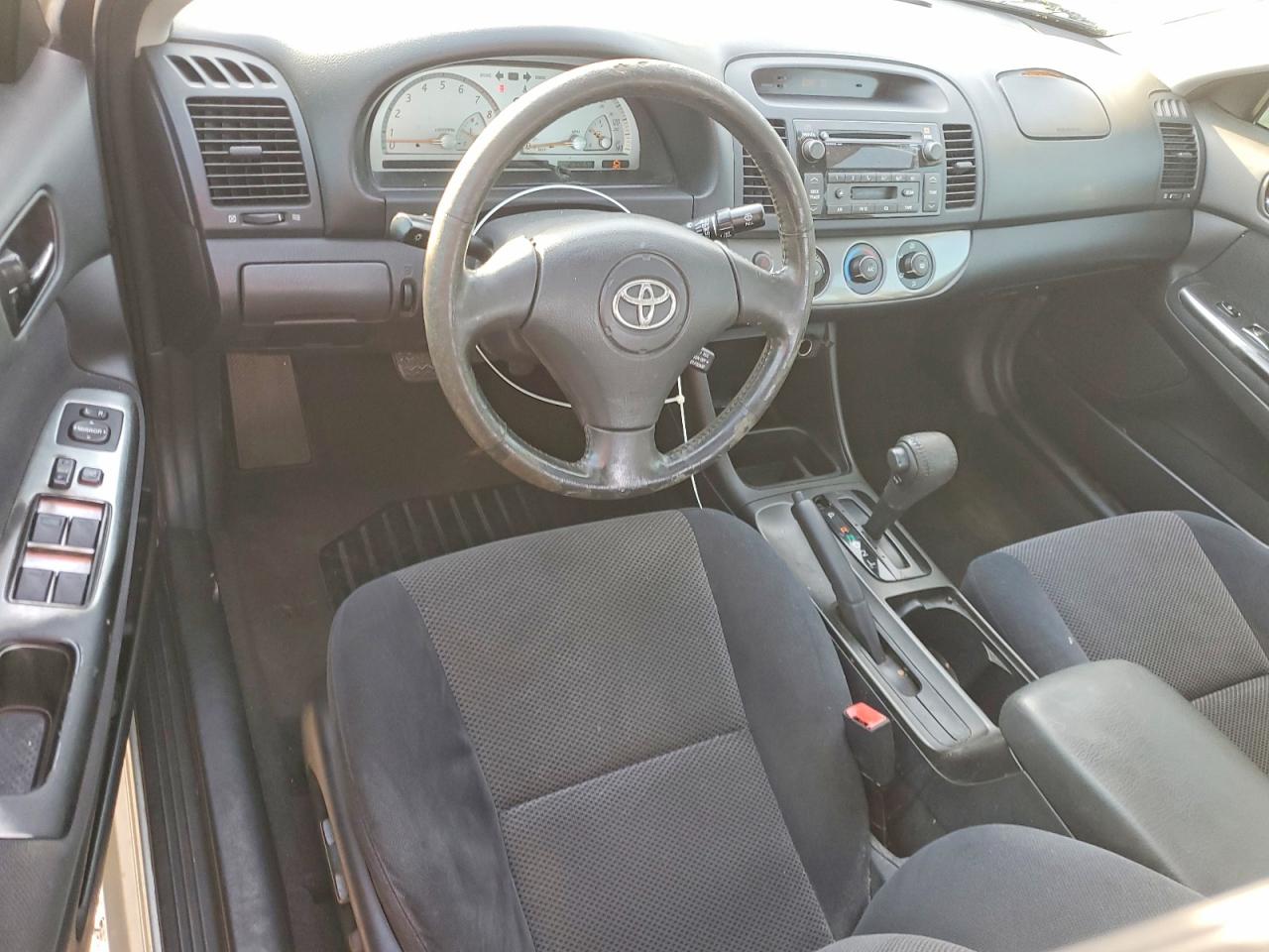 2003 TOYOTA CAMRY LE photo 8