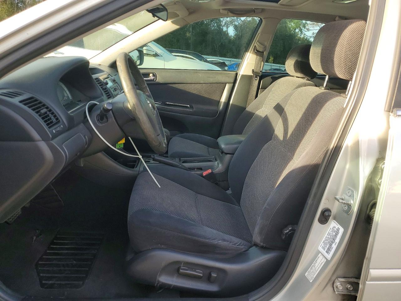2003 TOYOTA CAMRY LE photo 7