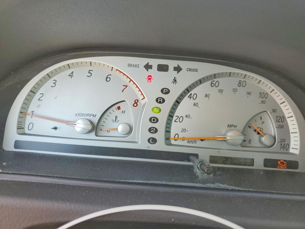 2003 TOYOTA CAMRY LE photo 9