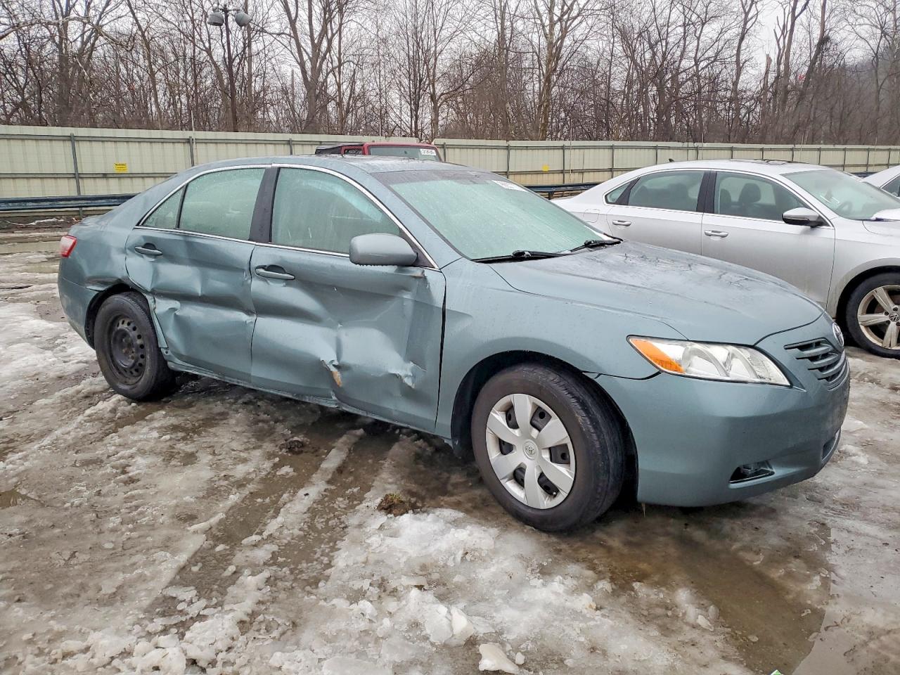 2009 TOYOTA CAMRY BASE photo 4