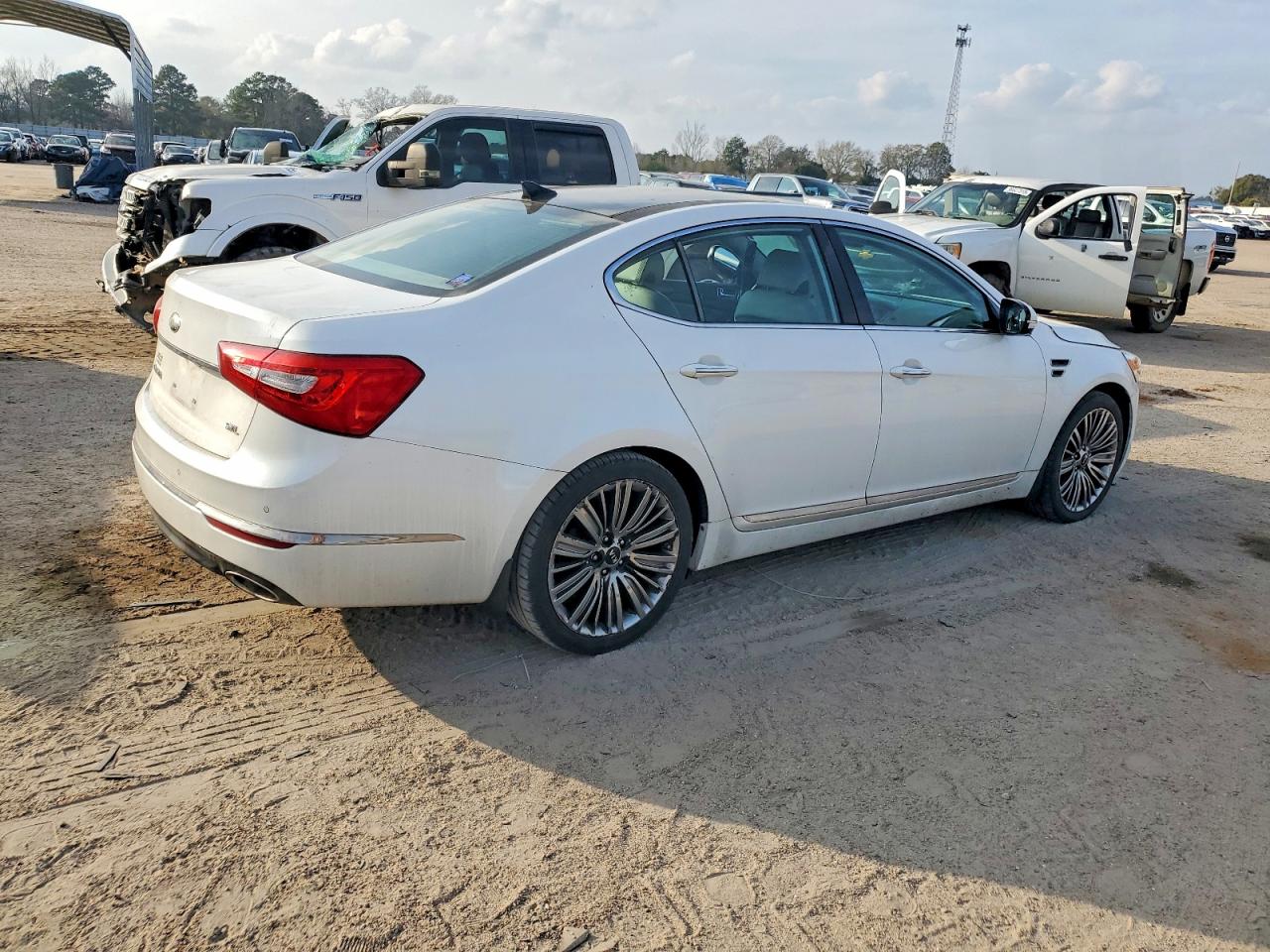 2016 KIA CADENZA LUXURY photo 3