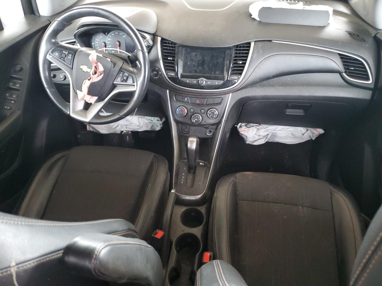 2019 CHEVROLET TRAX 1LT photo 8