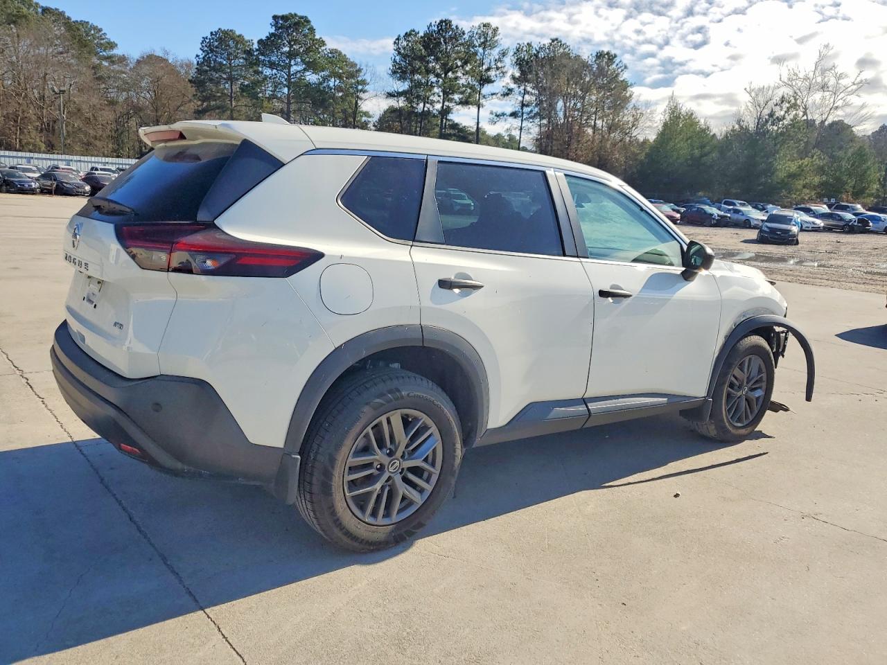 2021 NISSAN ROGUE S photo 3
