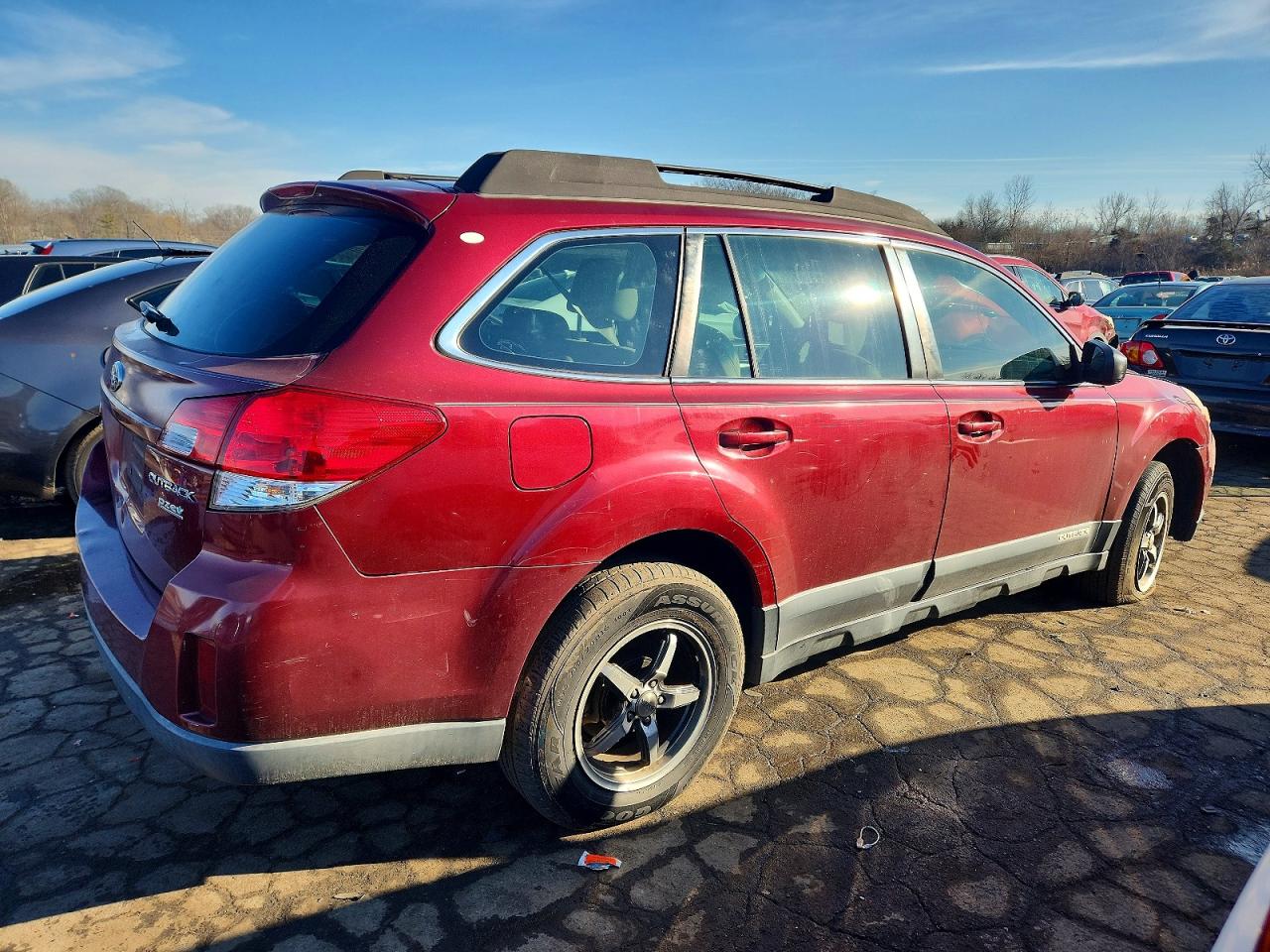 2011 SUBARU OUTBACK 2.5I photo 3