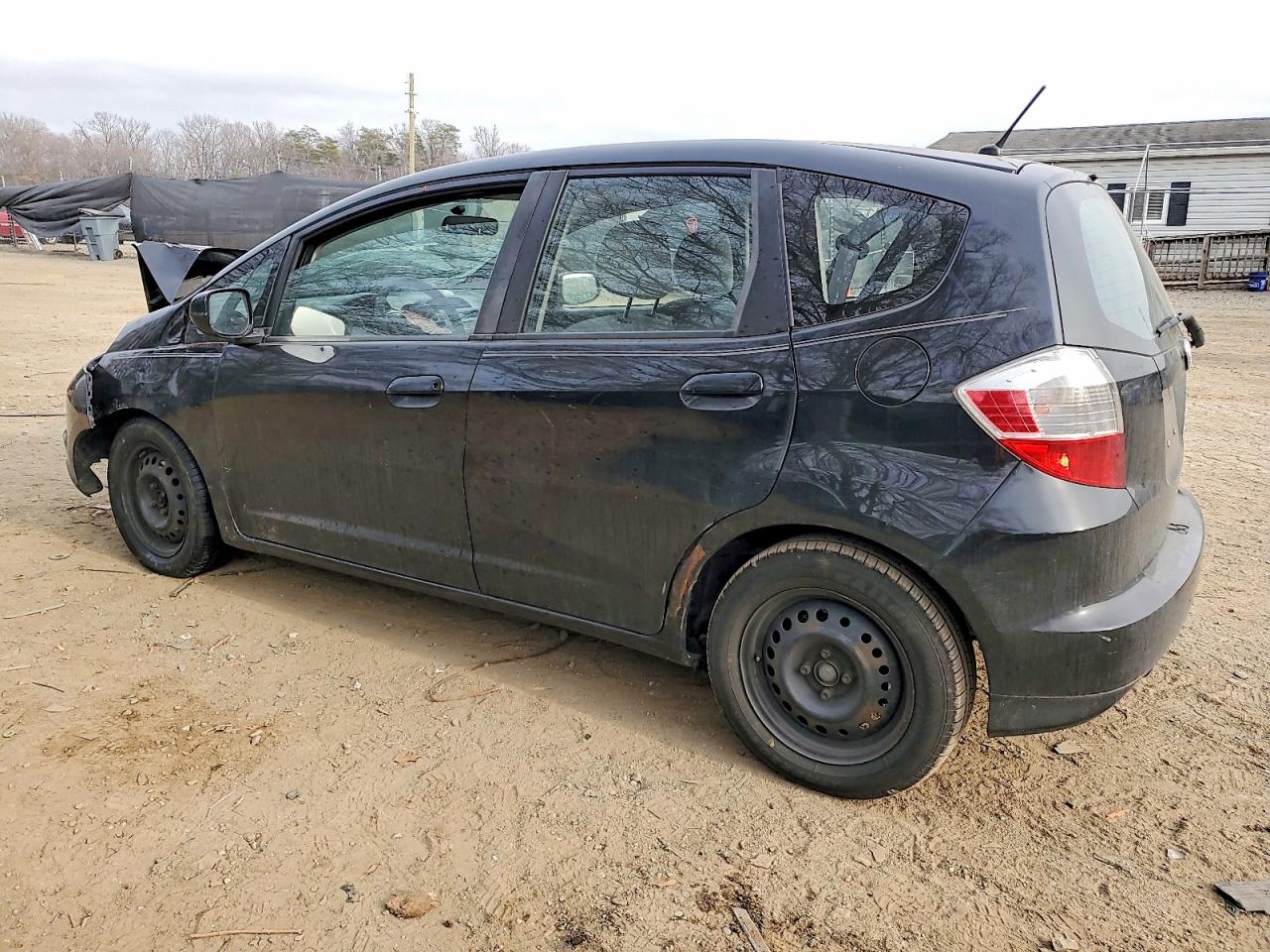 2013 HONDA FIT photo 2
