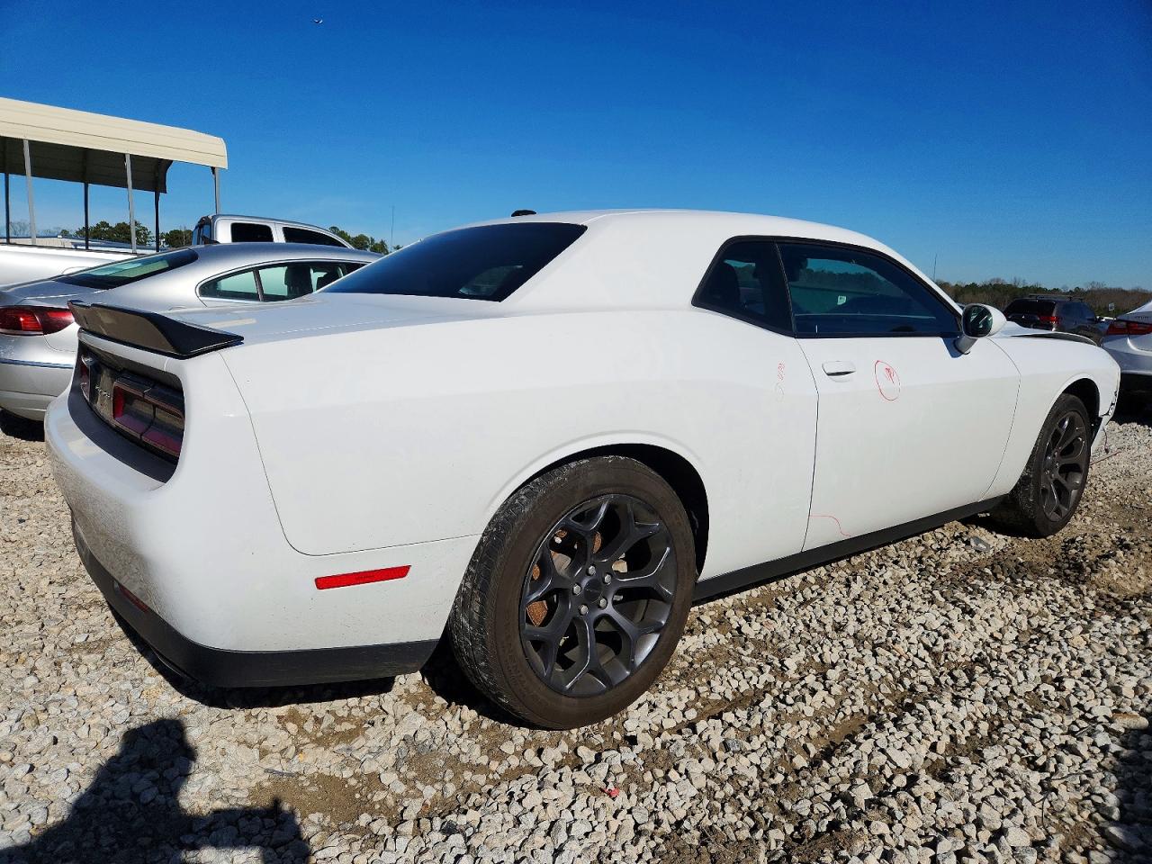 2023 DODGE CHALLENGER SXT photo 3