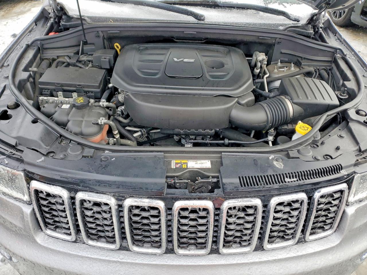 2018 JEEP GRAND CHEROKEE LAREDO photo 12