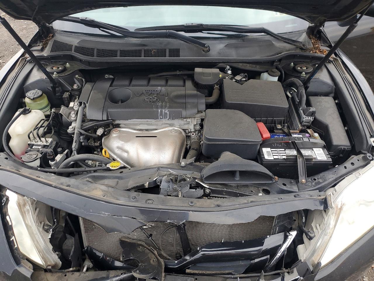 2011 TOYOTA CAMRY BASE photo 11