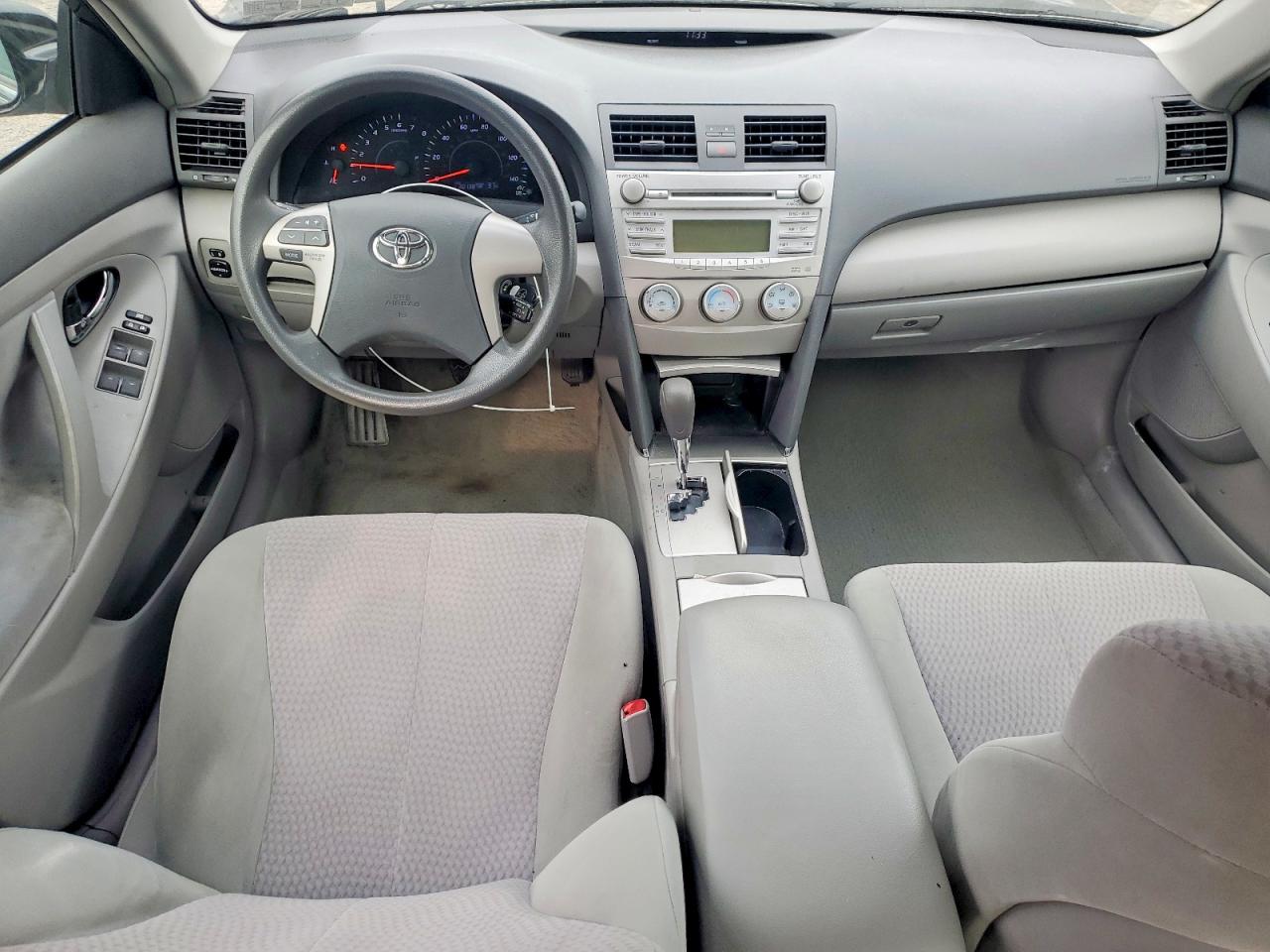 2011 TOYOTA CAMRY BASE photo 8