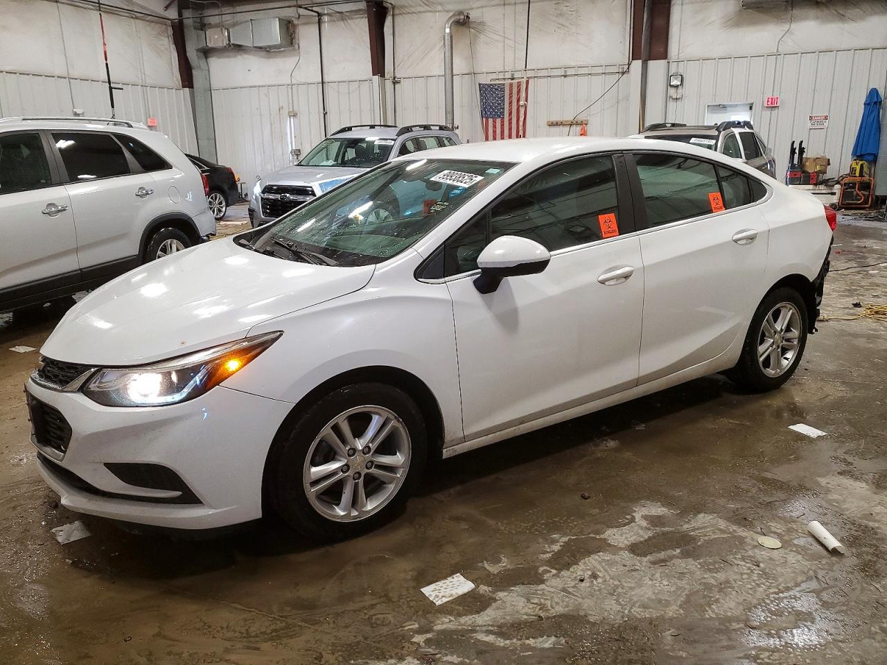2016 CHEVROLET CRUZE