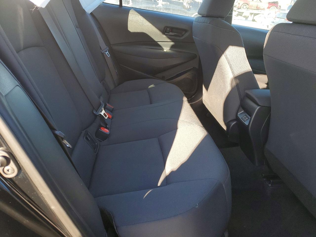 2024 TOYOTA COROLLA LE photo 10