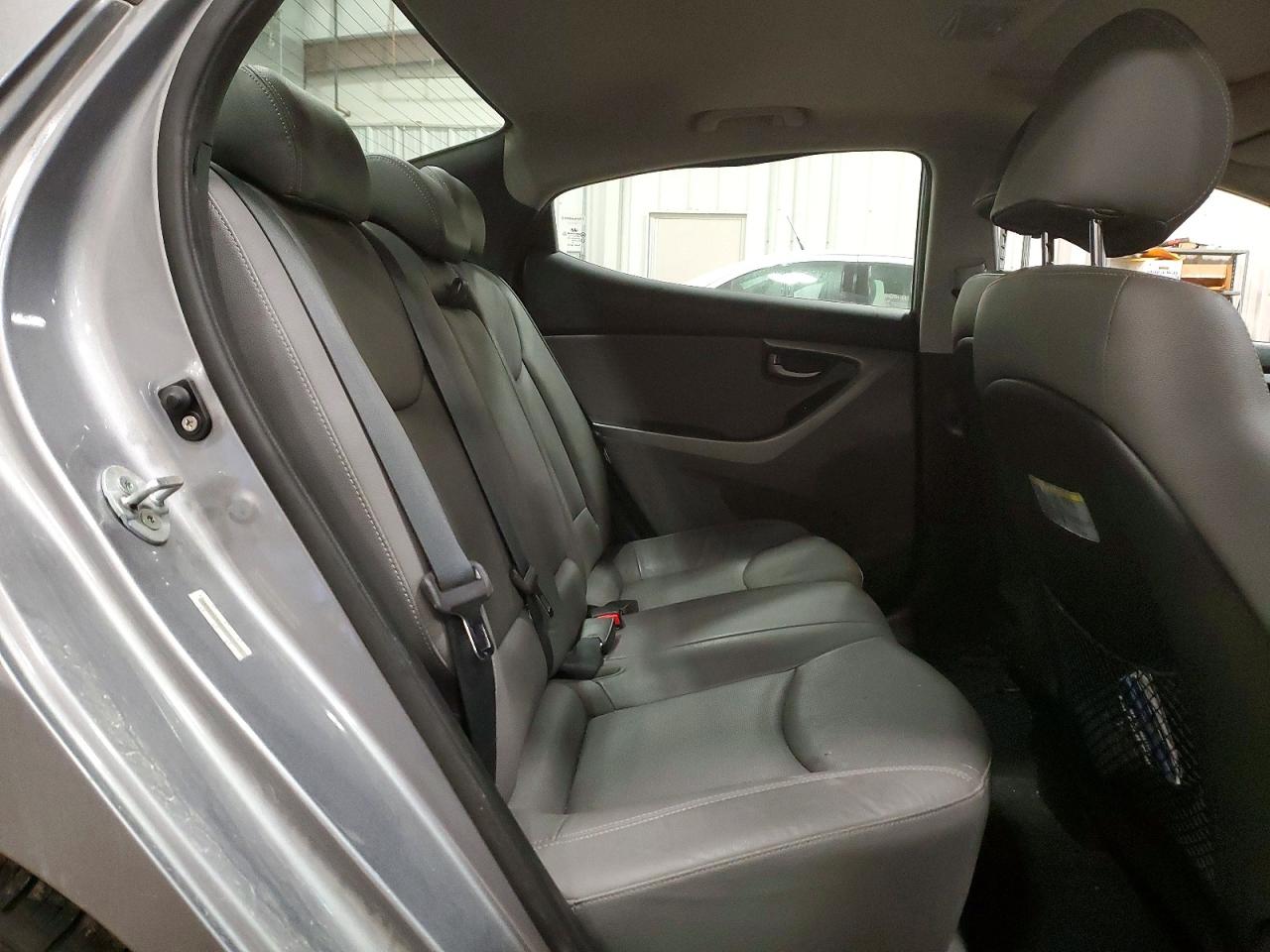 2014 HYUNDAI ELANTRA SE photo 10