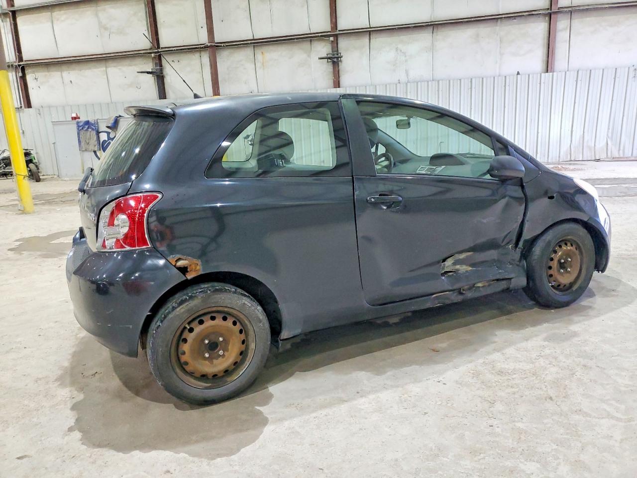 2008 TOYOTA YARIS photo 3