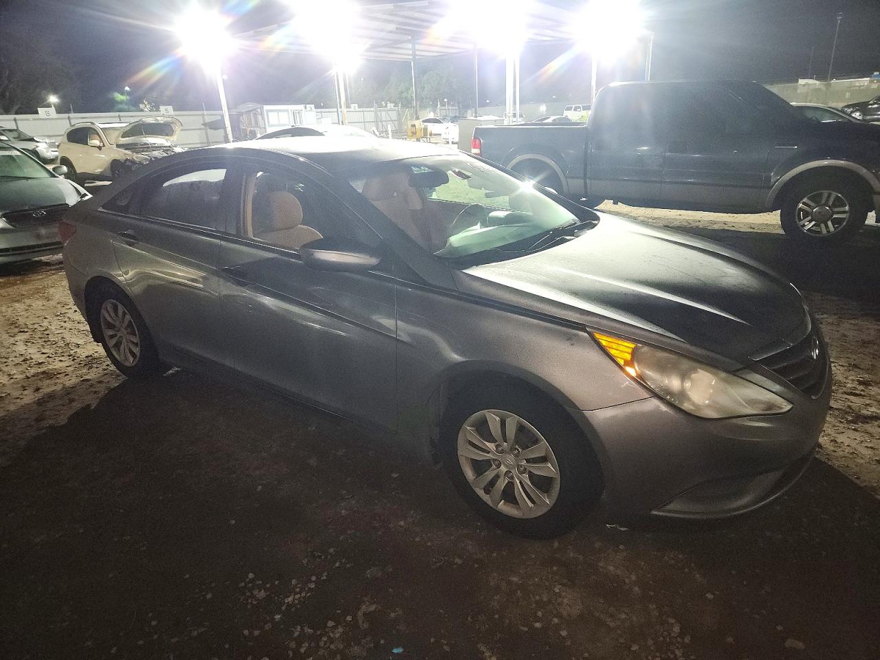 2013 HYUNDAI SONATA GLS photo 4