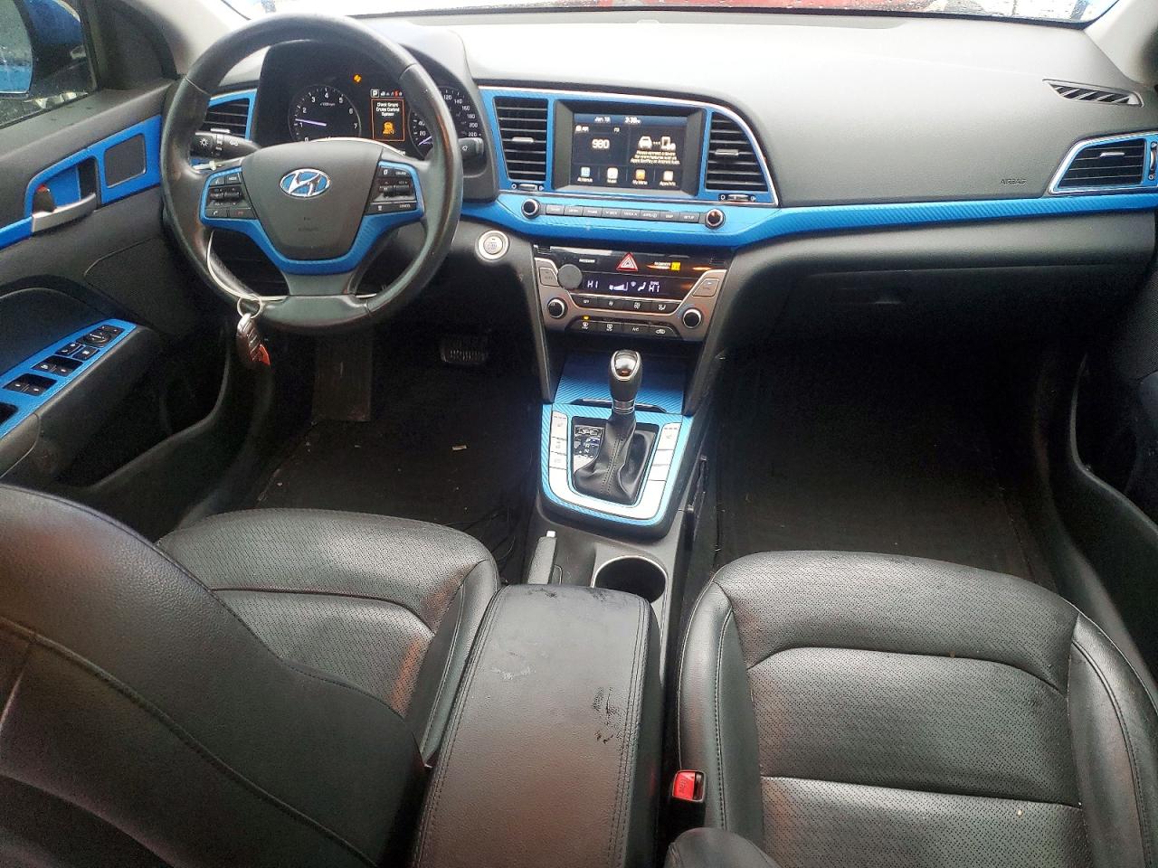 2017 HYUNDAI ELANTRA SE photo 8