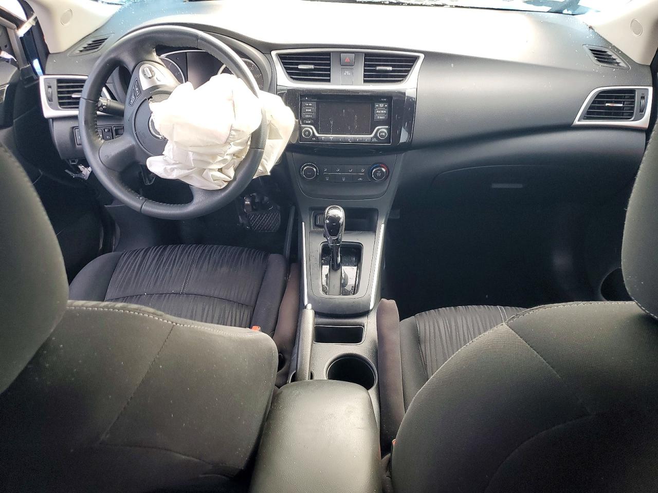 2017 NISSAN SENTRA SV photo 8