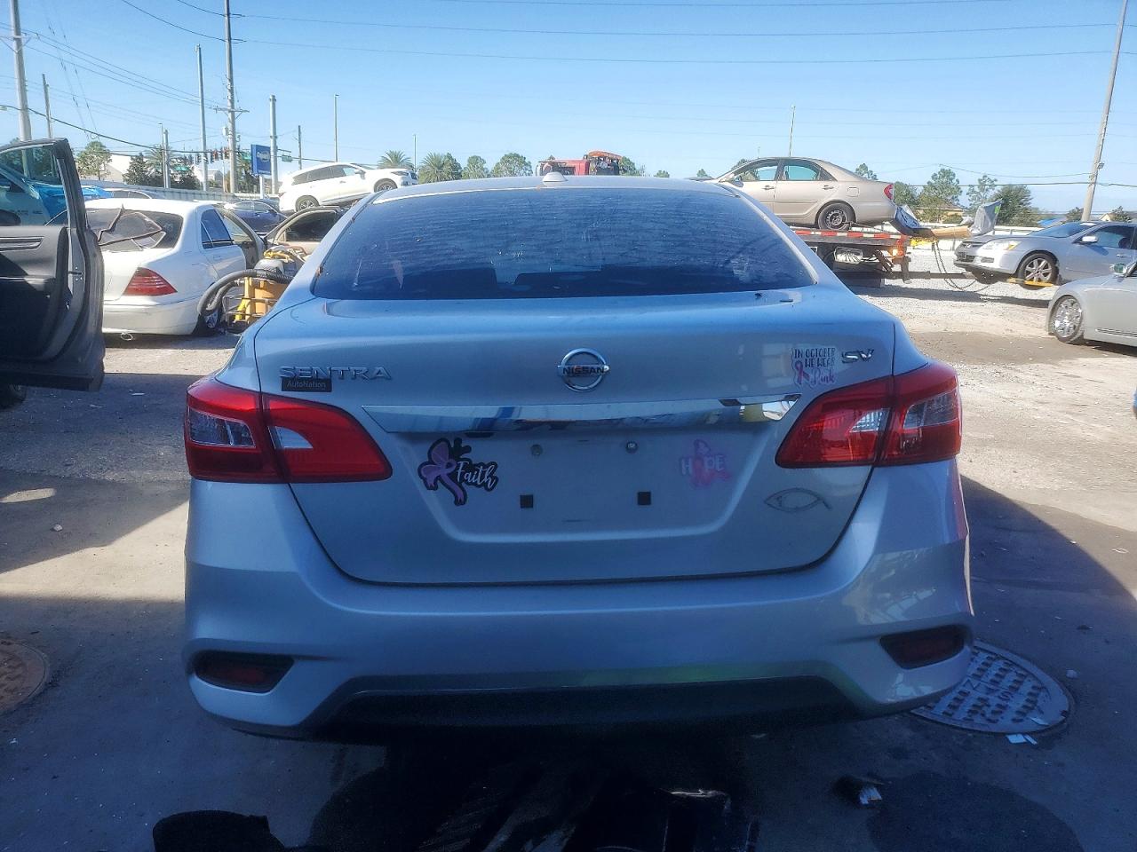 2017 NISSAN SENTRA SV photo 6