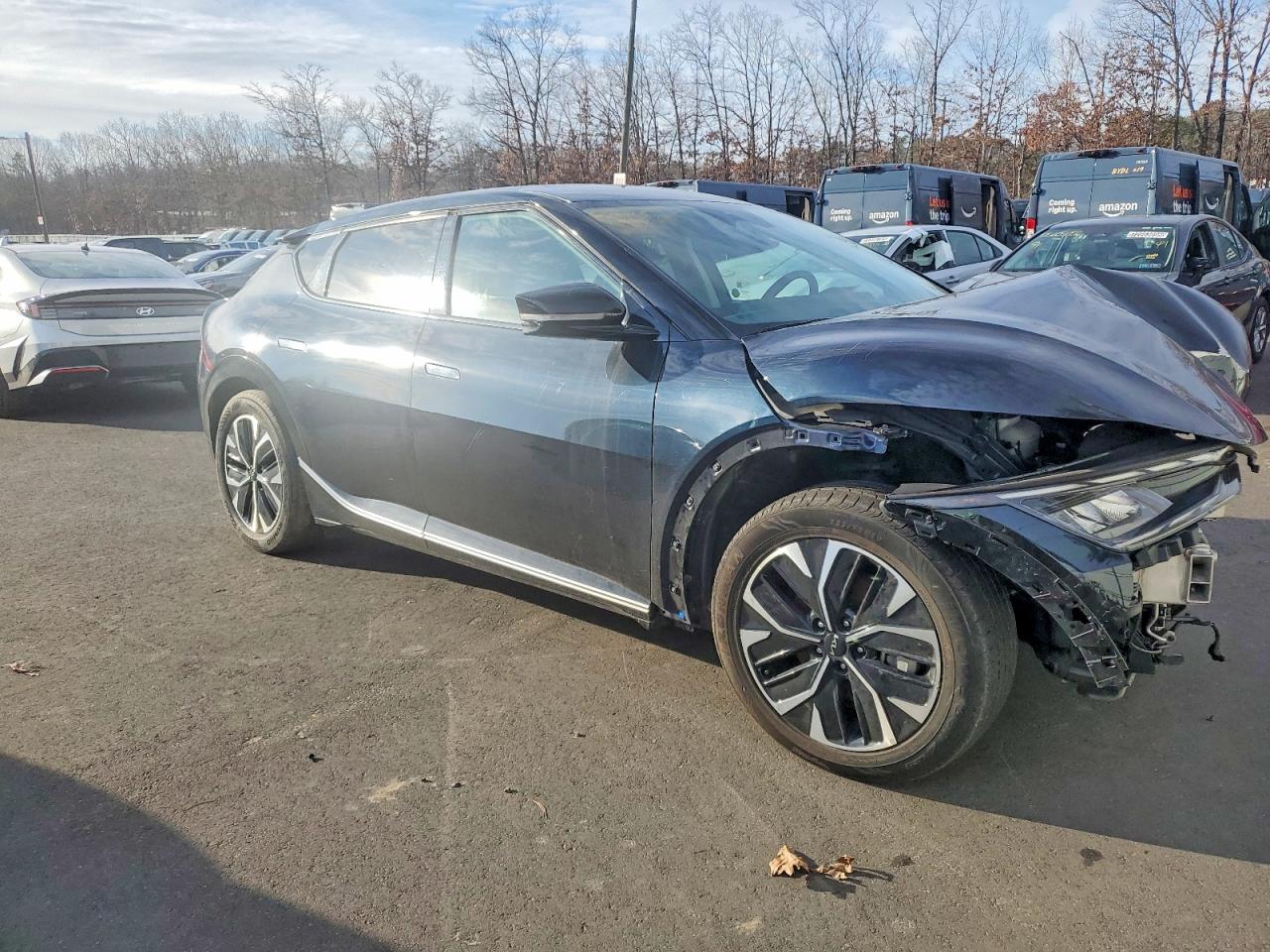 2024 KIA EV6 WIND photo 4