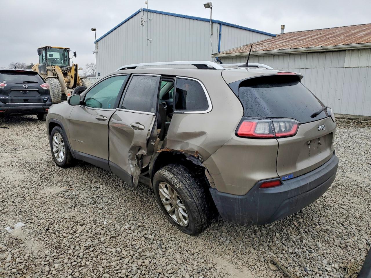 2019 JEEP CHEROKEE LATITUDE photo 2