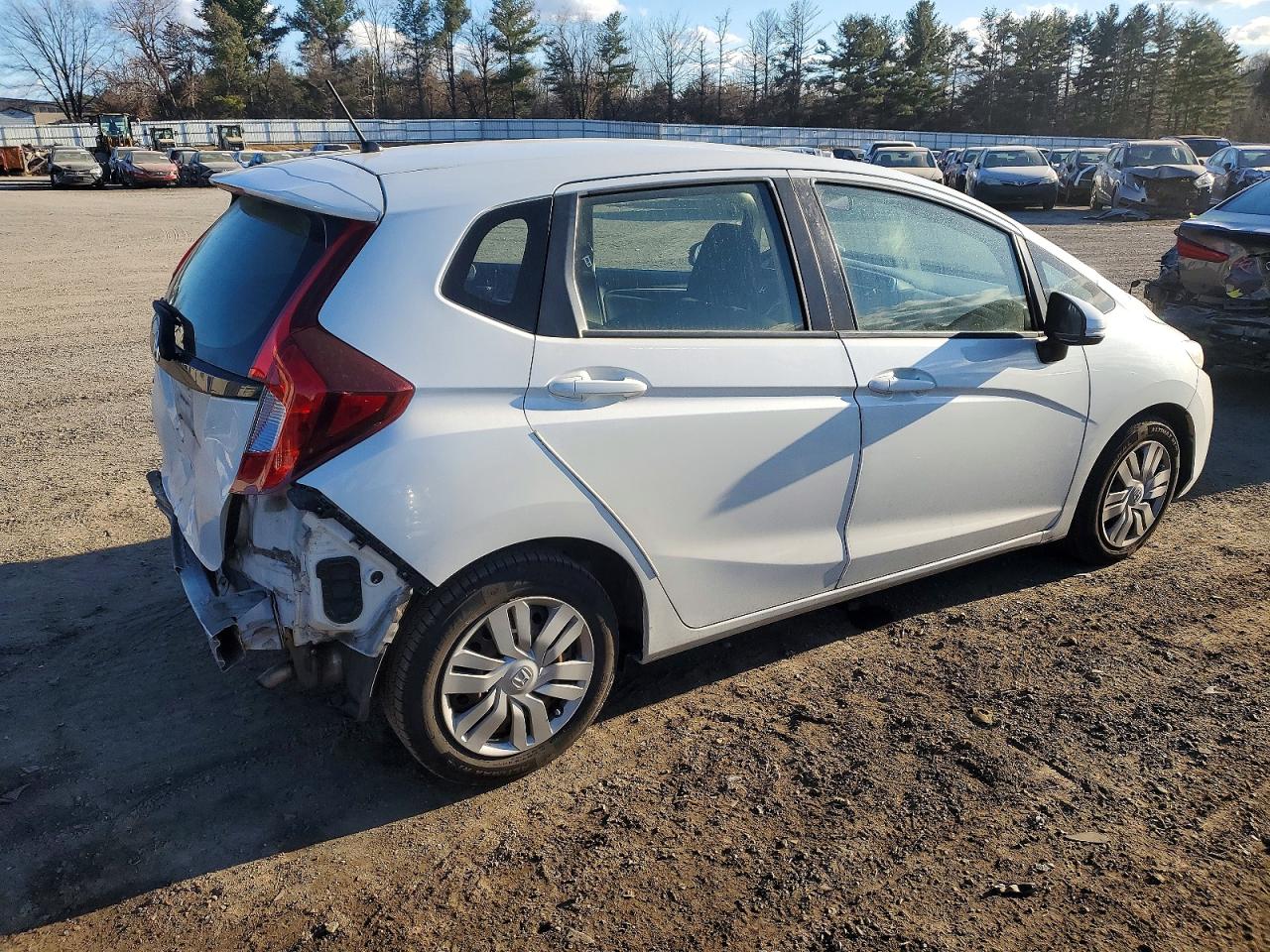 2016 HONDA FIT LX photo 3