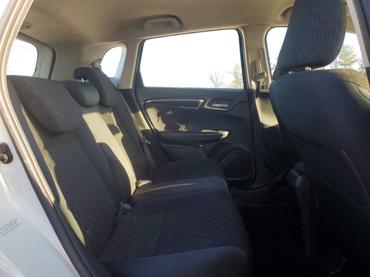2016 HONDA FIT LX photo 10