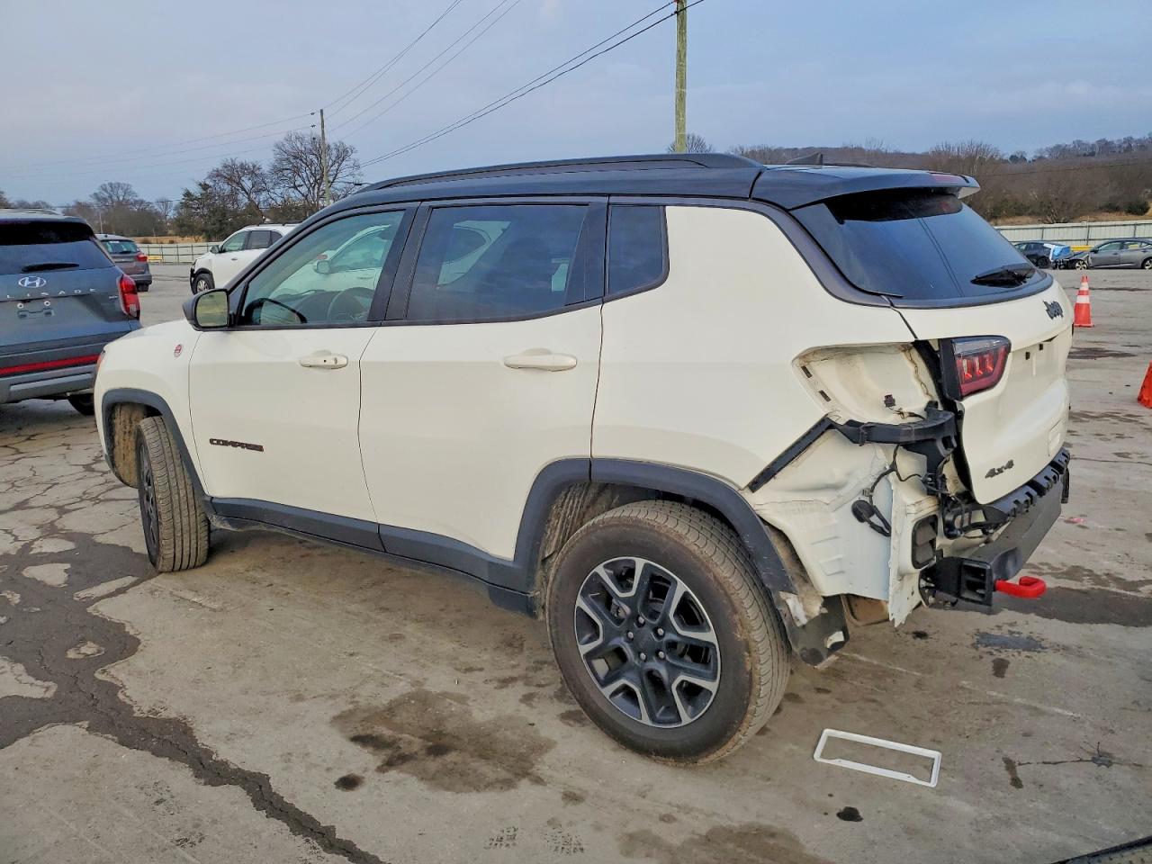 2019 JEEP COMPASS TRAILHAWK photo 2
