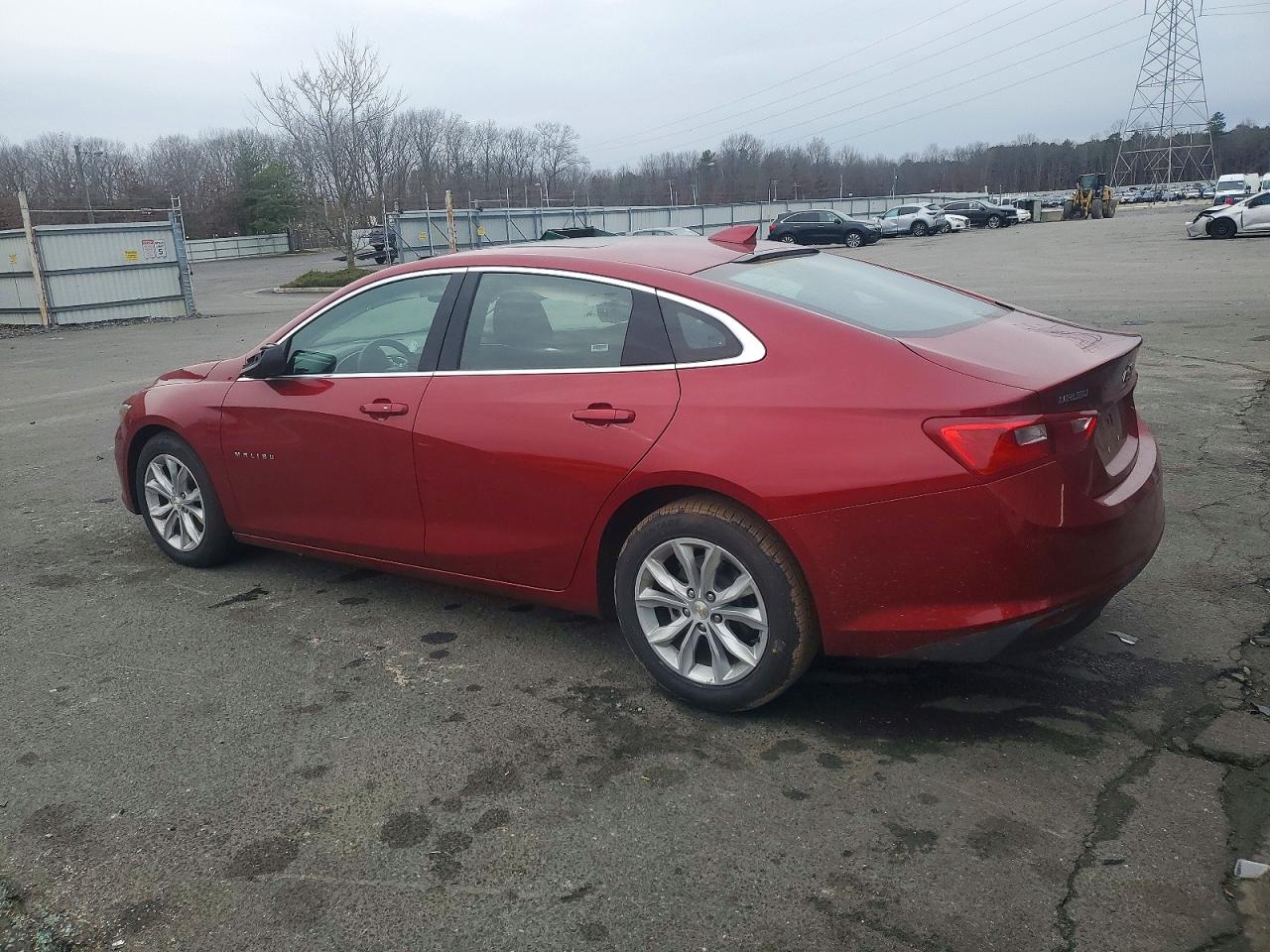 2024 CHEVROLET MALIBU LT photo 2