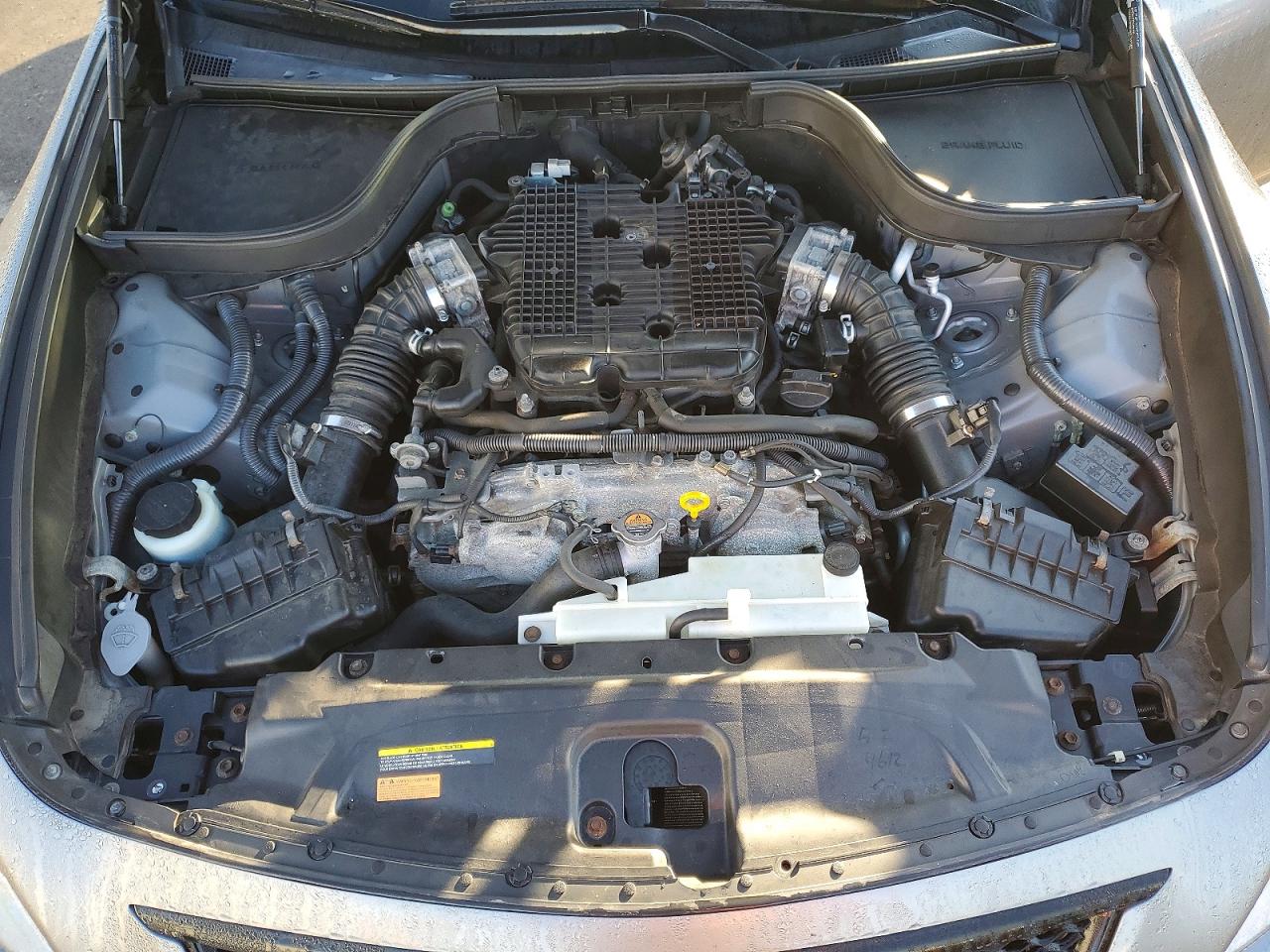 2012 INFINITI G37 photo 11