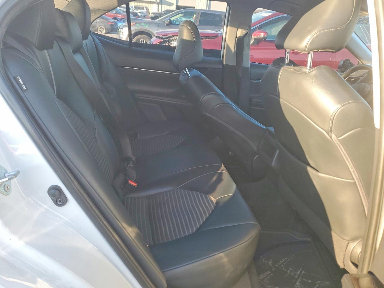 2021 TOYOTA CAMRY SE photo 10