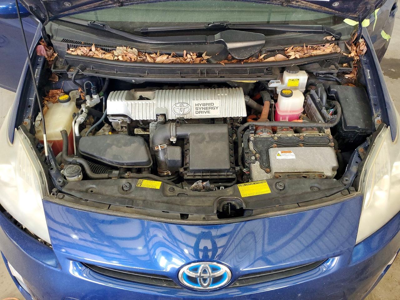 2010 TOYOTA PRIUS photo 11