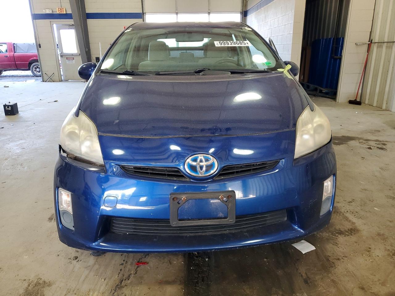 2010 TOYOTA PRIUS photo 5