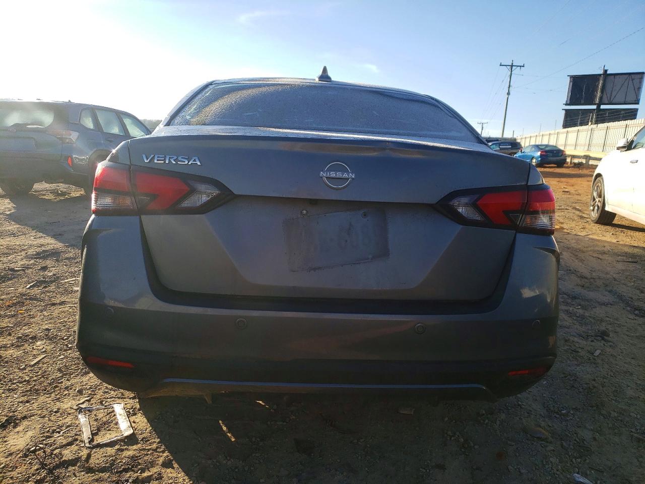 2025 NISSAN VERSA SV photo 6
