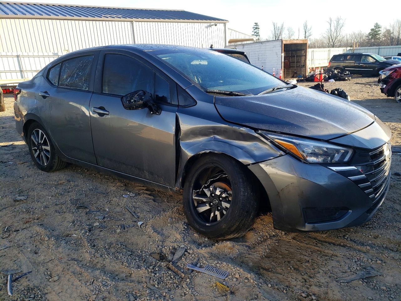 2025 NISSAN VERSA SV photo 4