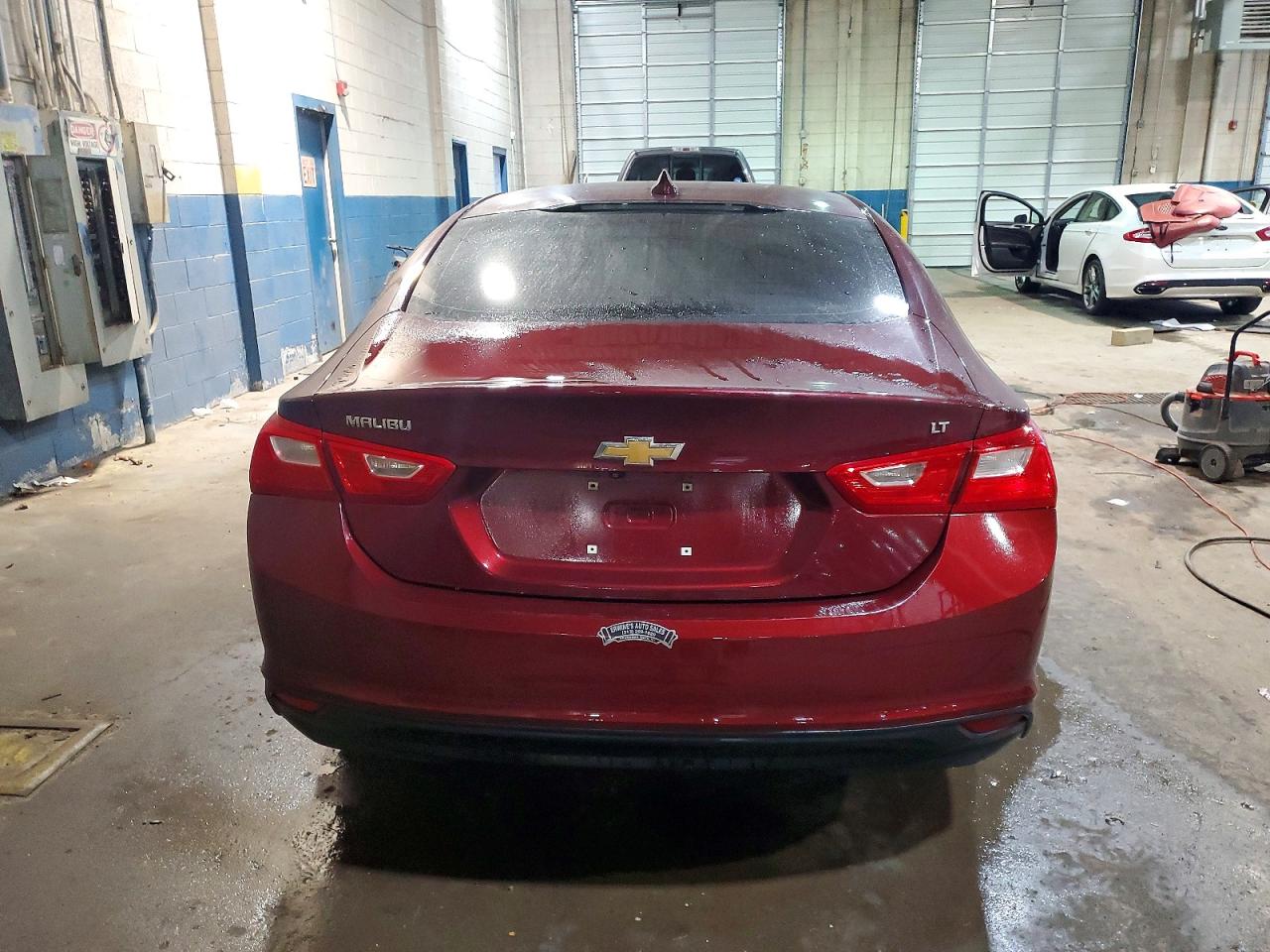 2016 CHEVROLET MALIBU LT photo 6