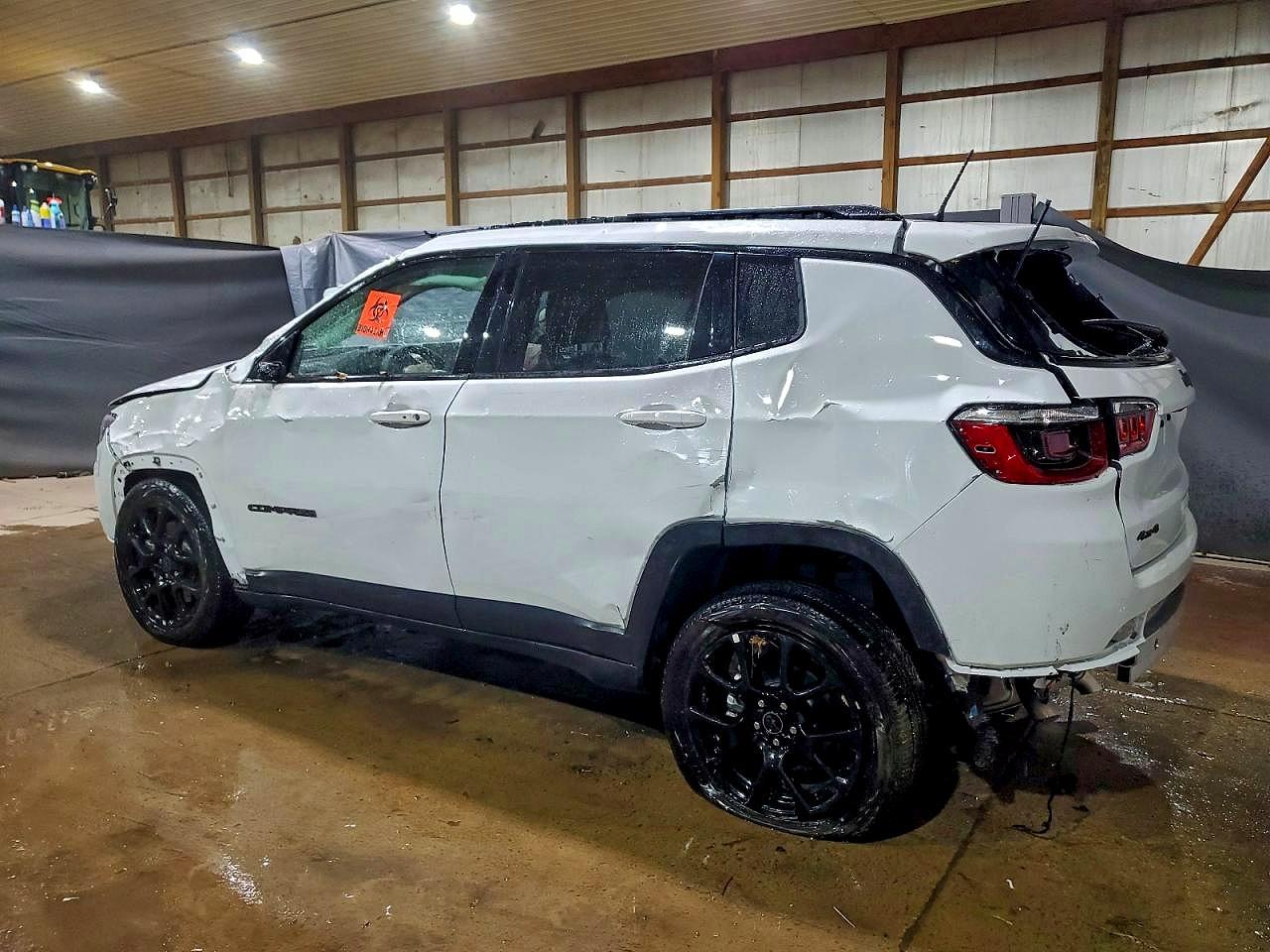 2025 JEEP COMPASS LATITUDE photo 2