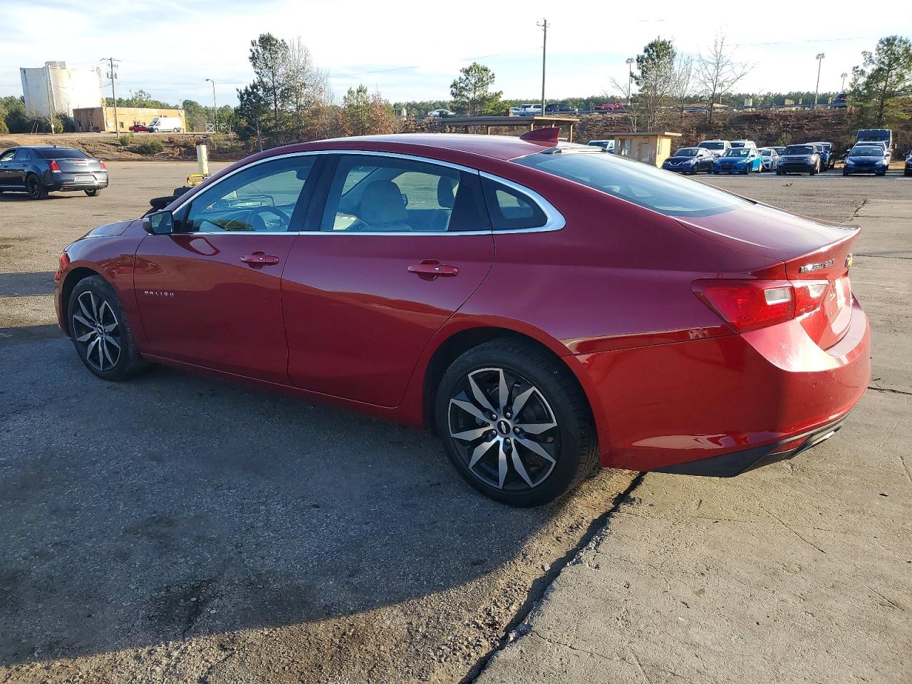 2016 CHEVROLET MALIBU photo 2