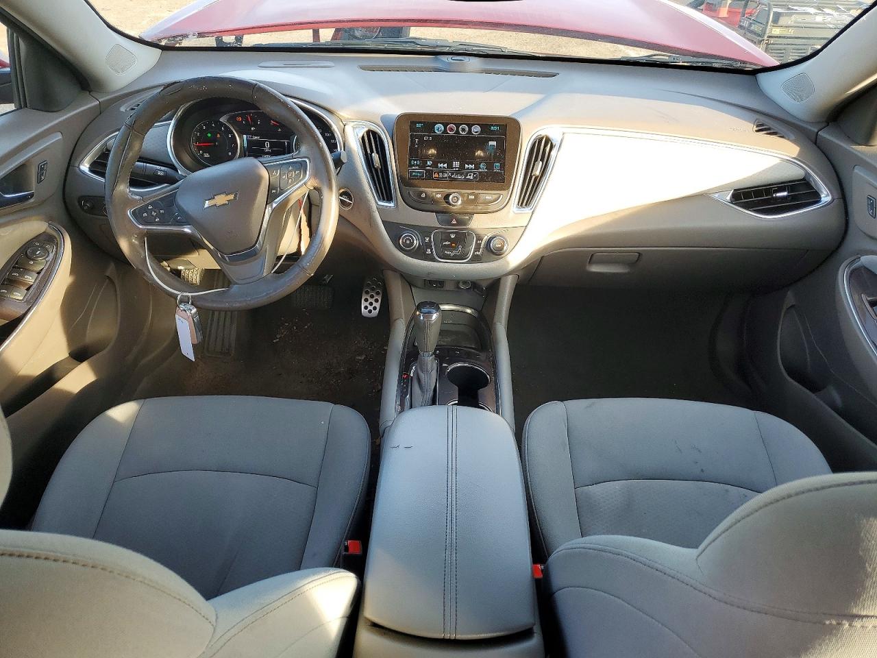 2016 CHEVROLET MALIBU photo 8