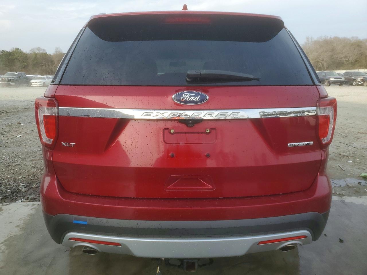 2016 FORD EXPLORER XLT photo 6