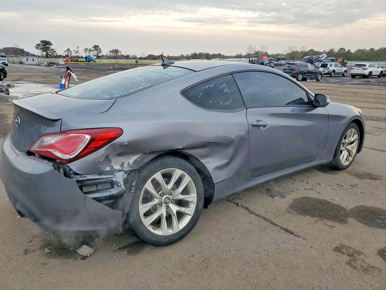 2015 HYUNDAI GENESIS COUPE 3.8L photo 5