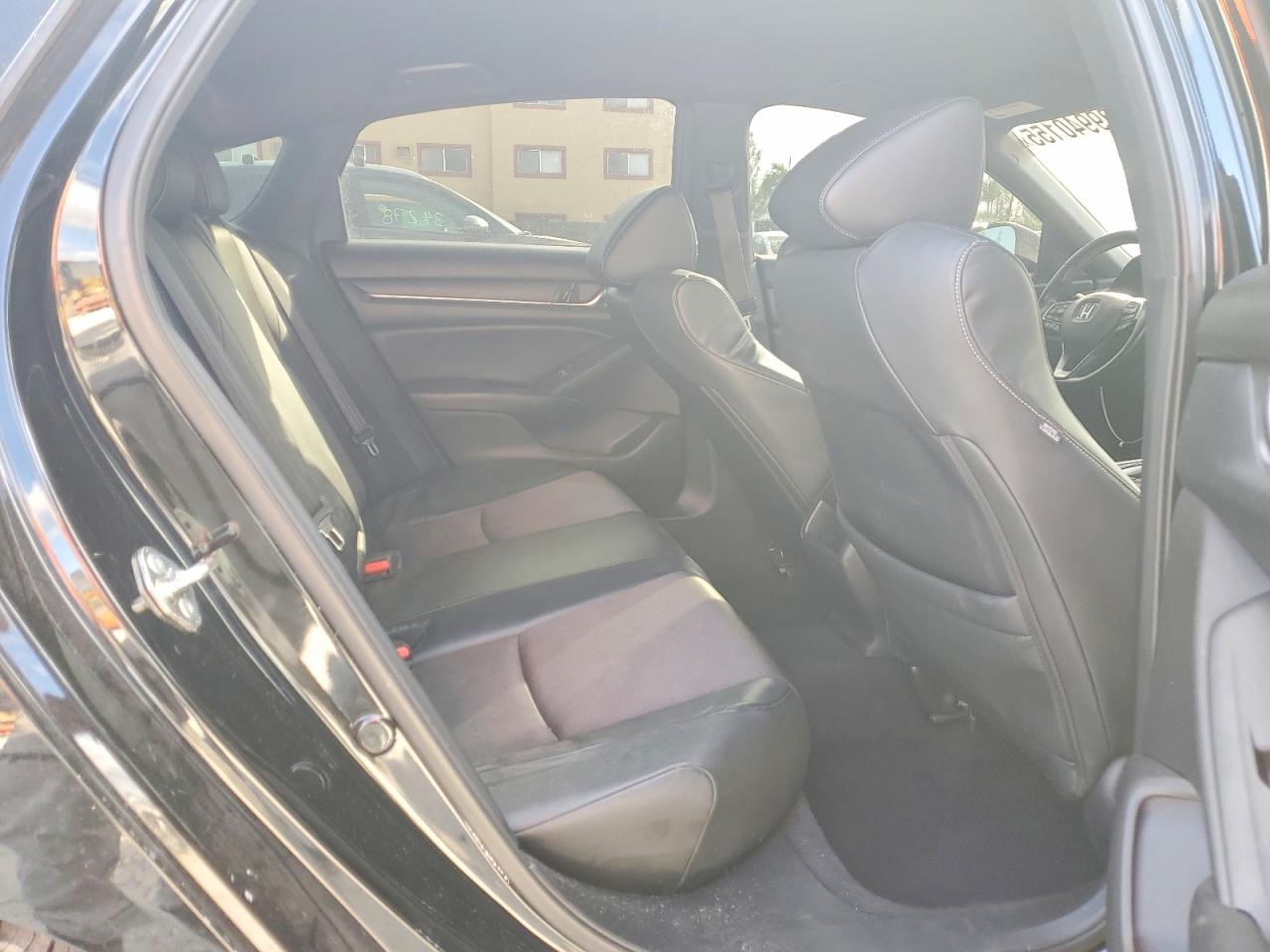2018 HONDA ACCORD SPORT photo 10