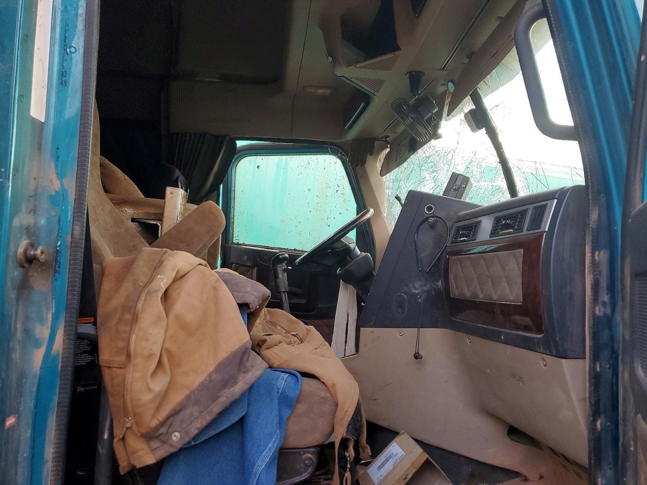 2016 FREIGHTLINER 122SD photo 5