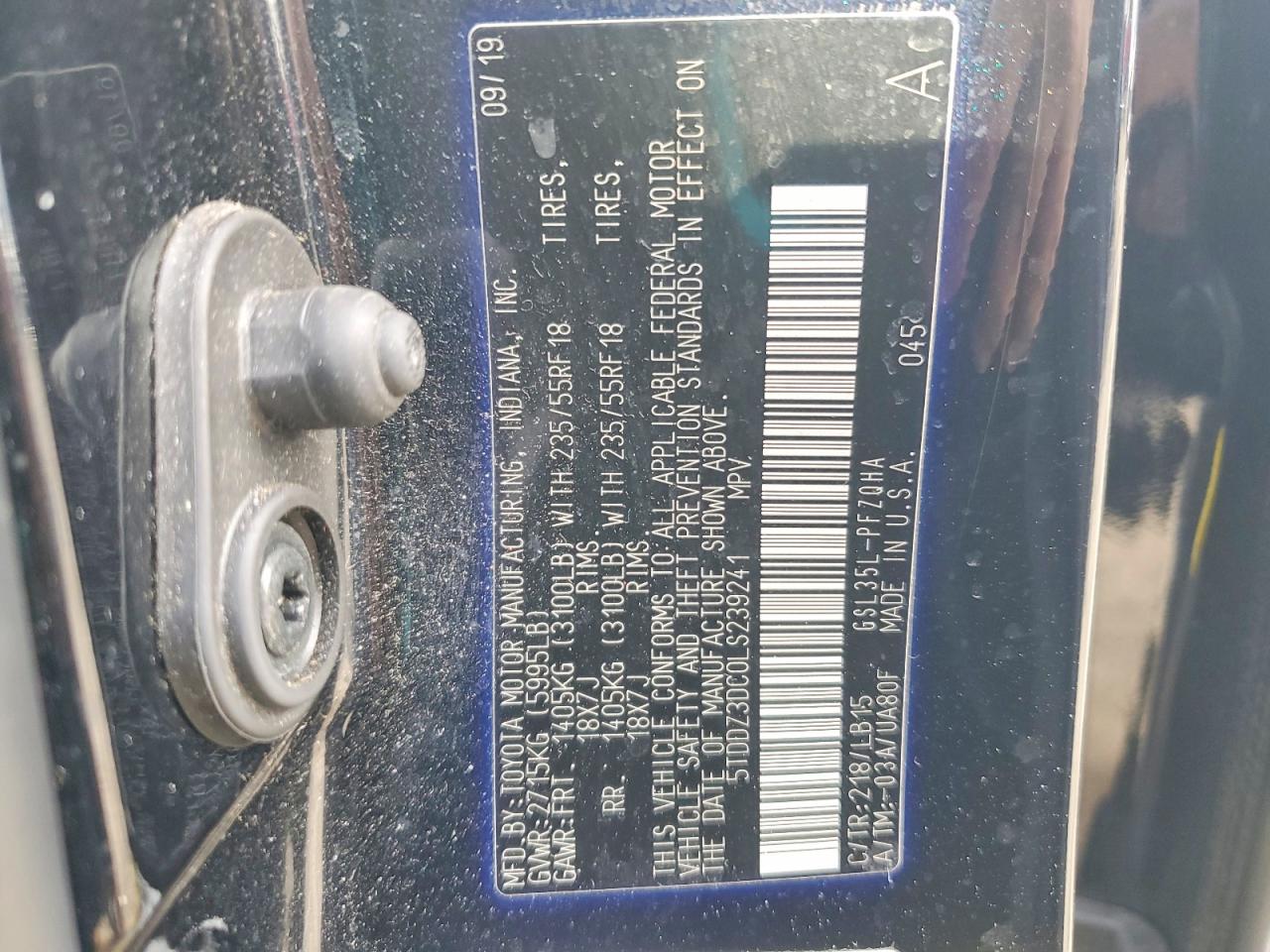2020 TOYOTA SIENNA XLE photo 14