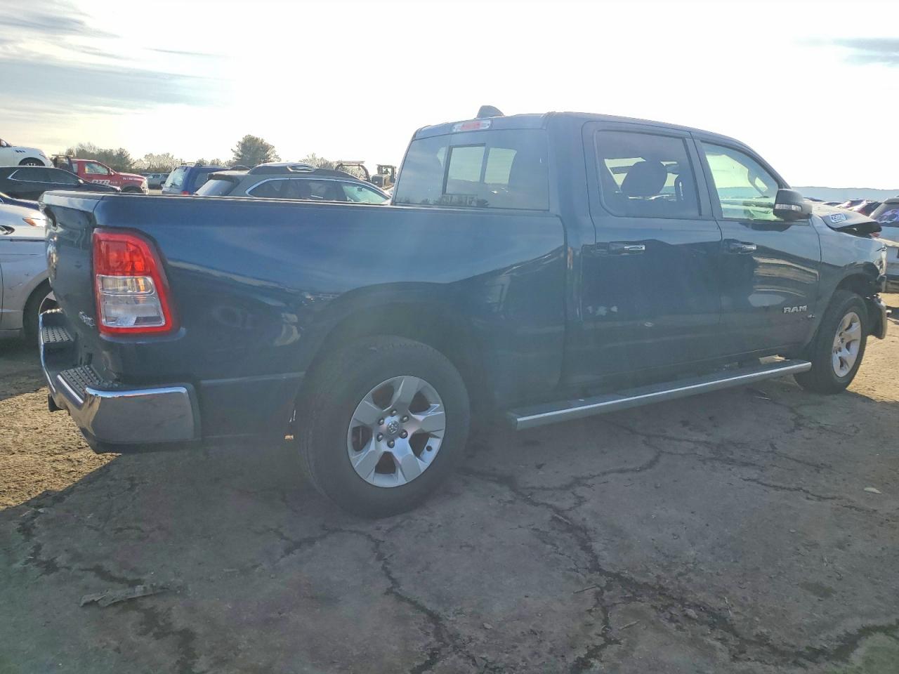 2019 RAM 1500 BIG HORN/LONE STAR photo 3