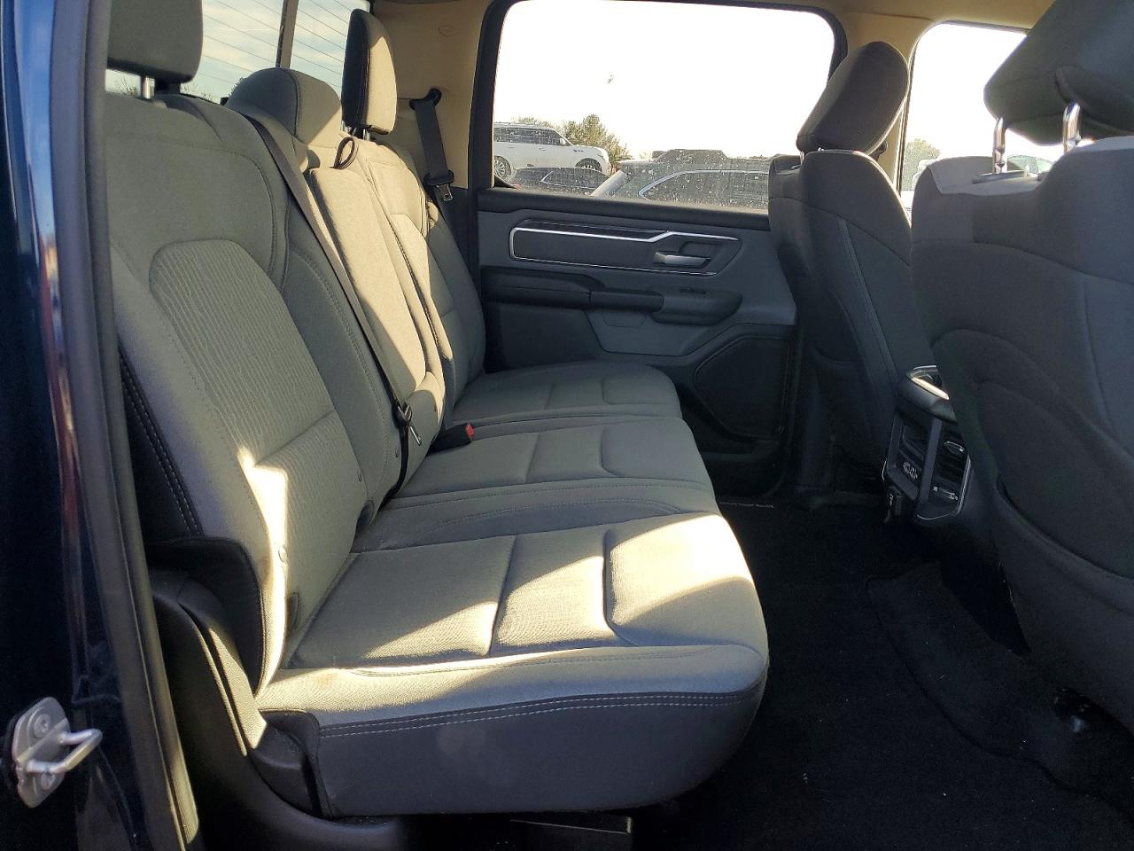 2019 RAM 1500 BIG HORN/LONE STAR photo 10