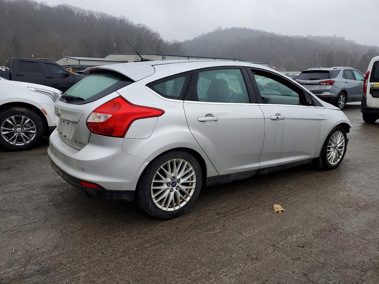 2014 FORD FOCUS TITANIUM photo 5