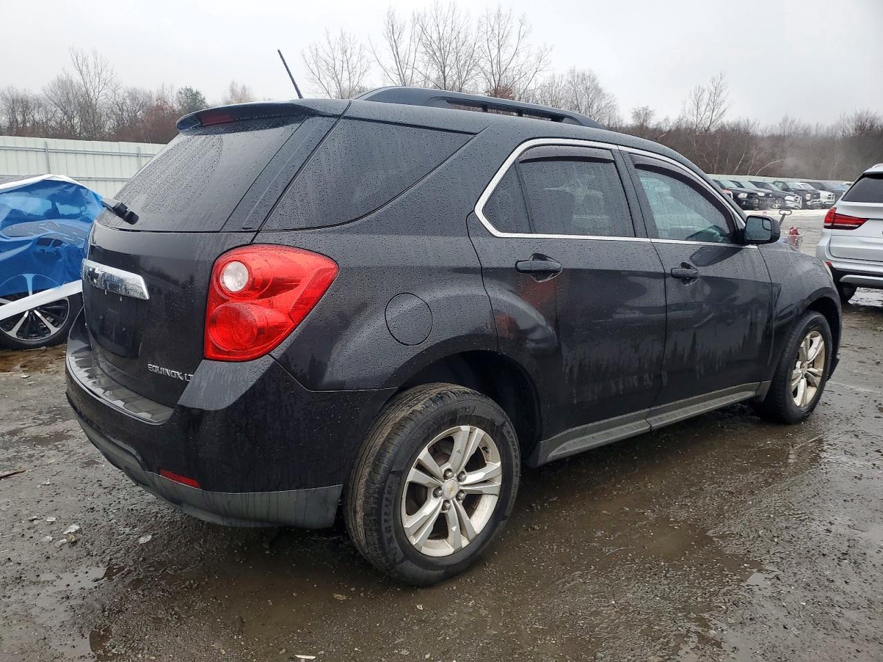 2013 CHEVROLET EQUINOX LT photo 3