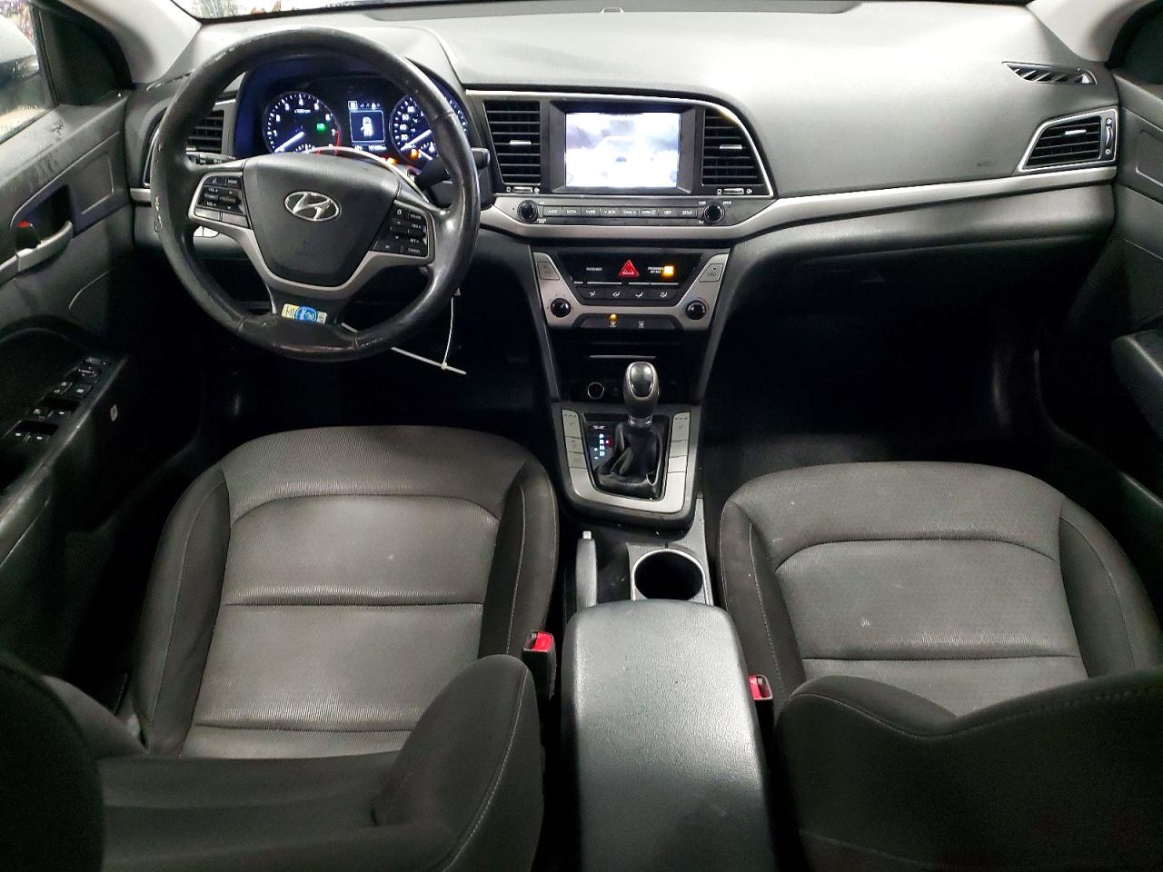 2018 HYUNDAI ELANTRA SEL photo 8