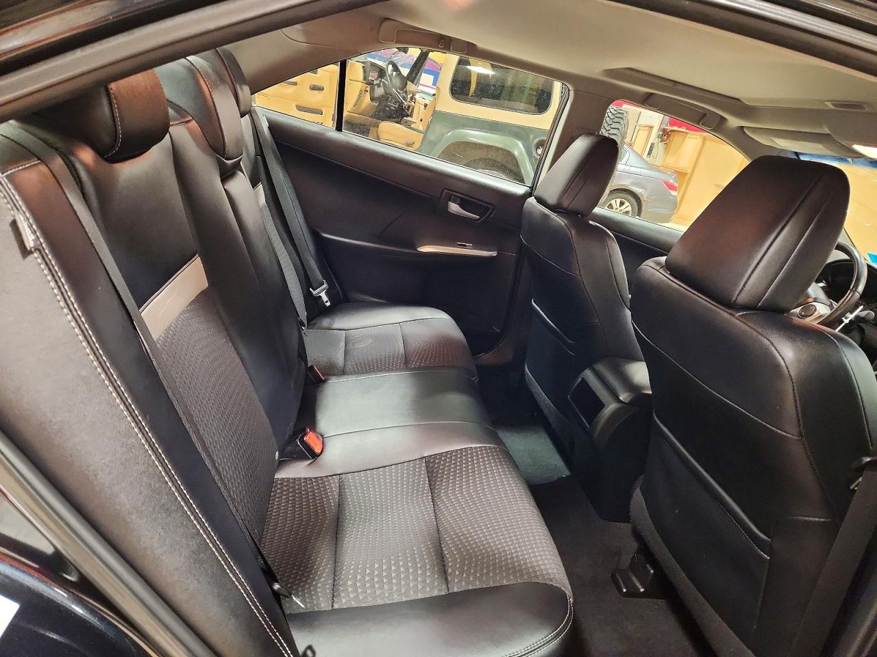 2012 TOYOTA CAMRY BASE photo 10