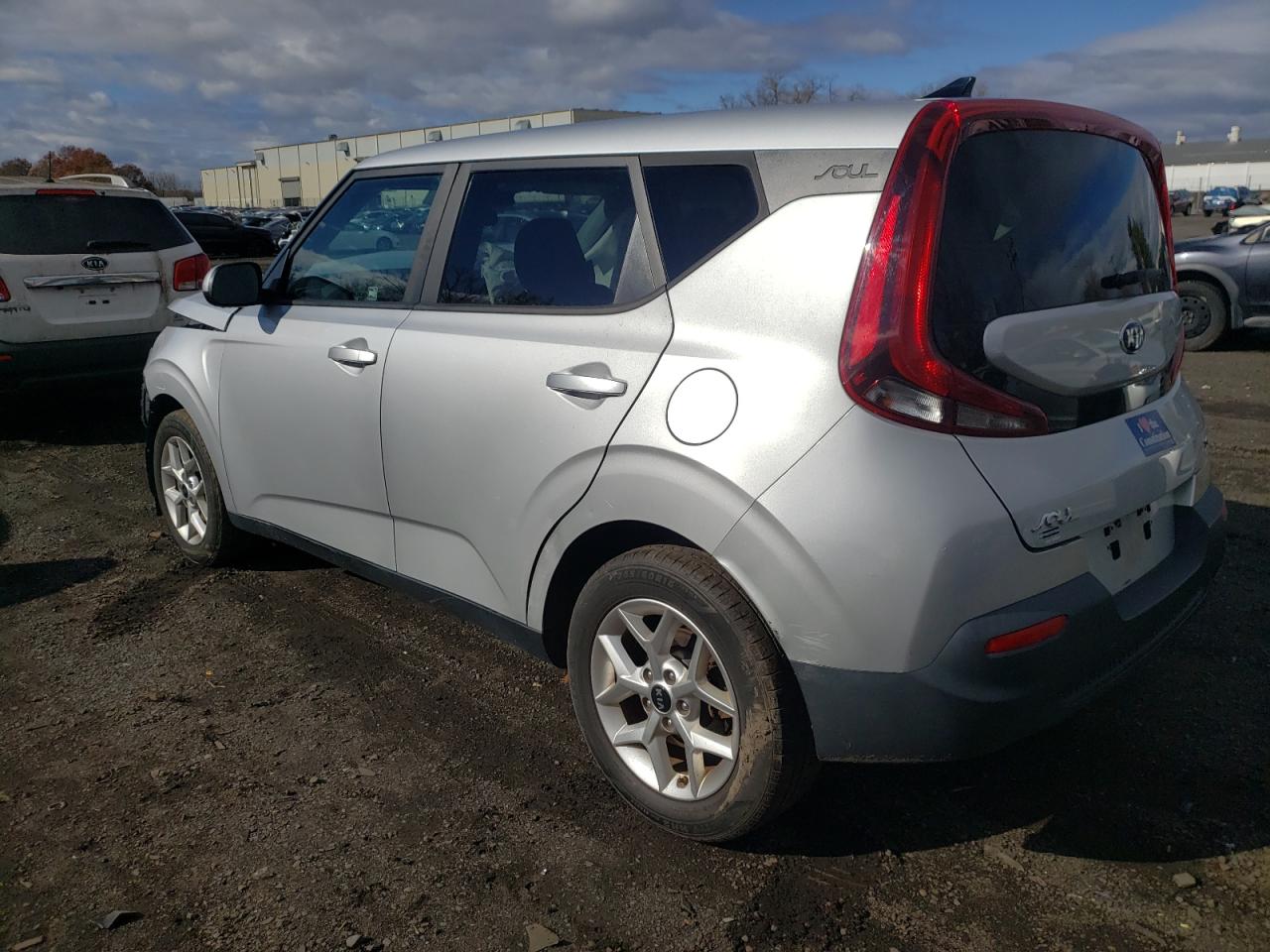 2021 KIA SOUL LX photo 2